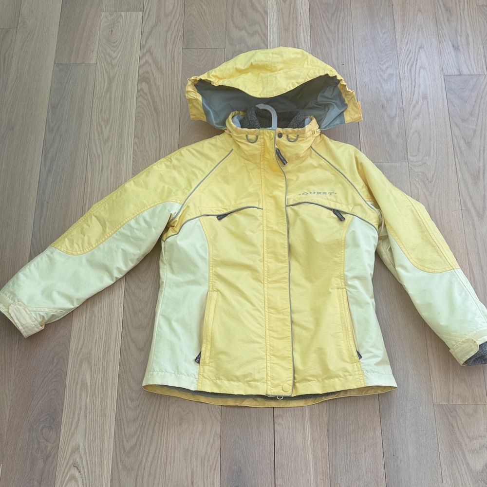 Quest 3 in 1 Yellow Kids Jacket size girls M